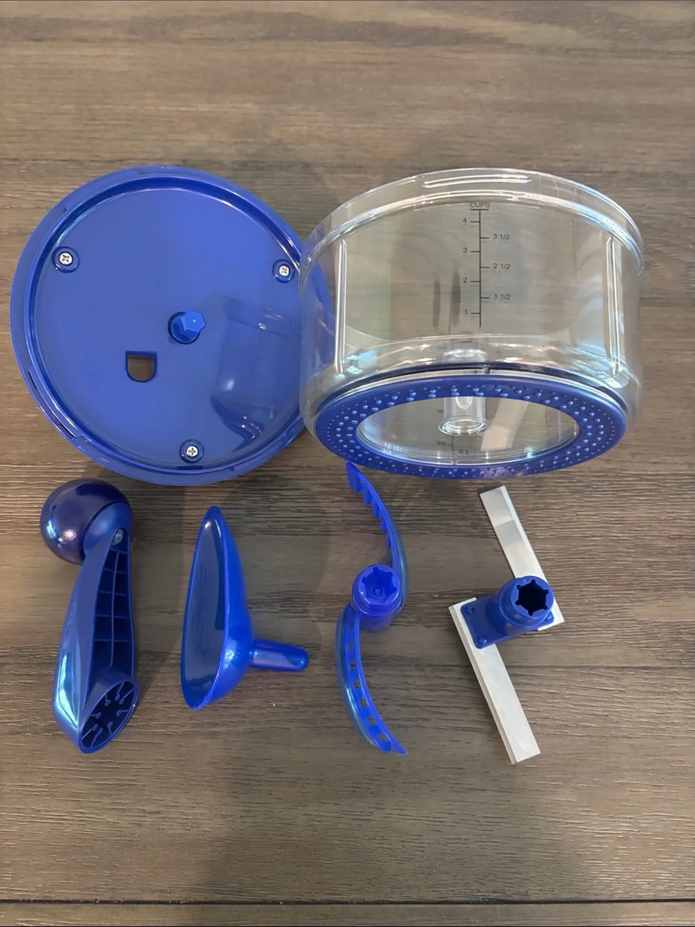 Tupperware Manual Food Chopper Blue New